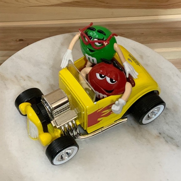 M&M candy dispenser Rebel without a clue Car automobile EUC0 - Picture 4 of 12